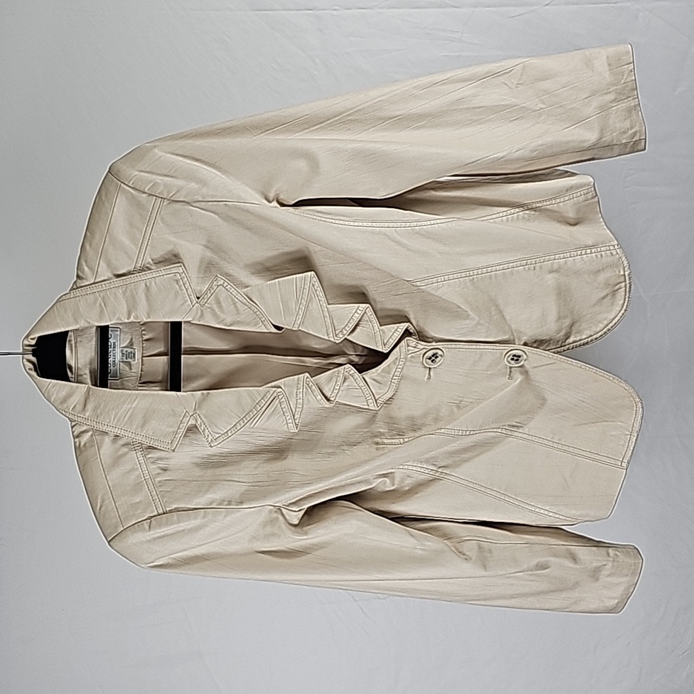 Elegant Light Blazer